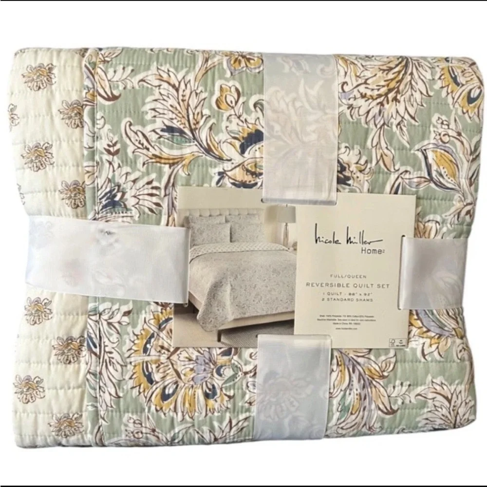 Nicole Miller Multicolor Floral Full/Queen Reversible Quilt Set 88”x92”